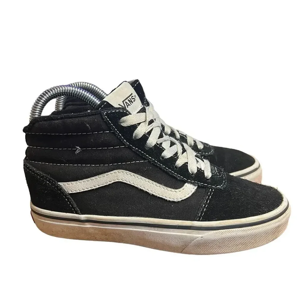 Vans SK8-Hi Black & White High Top Suede‎ Sneakers Men’s 6.0 / Women’s 7.5